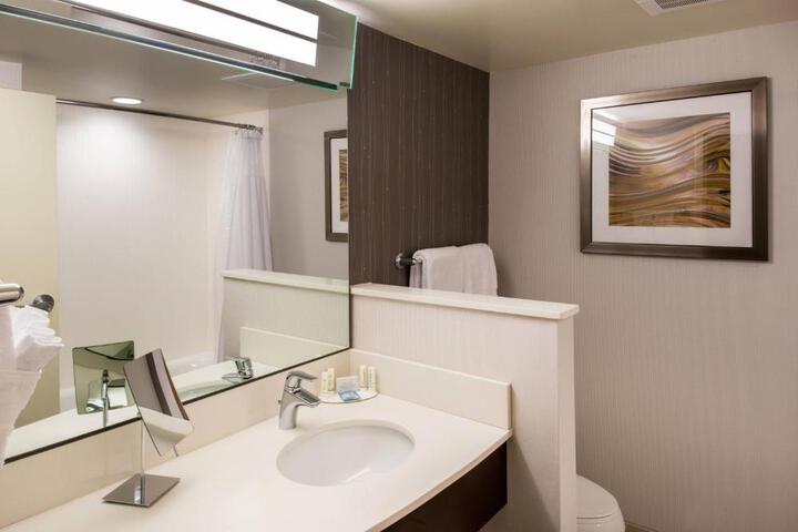 Courtyard by Marriott Jacksonville