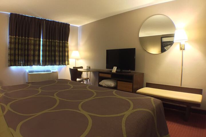 Room 54 of 64