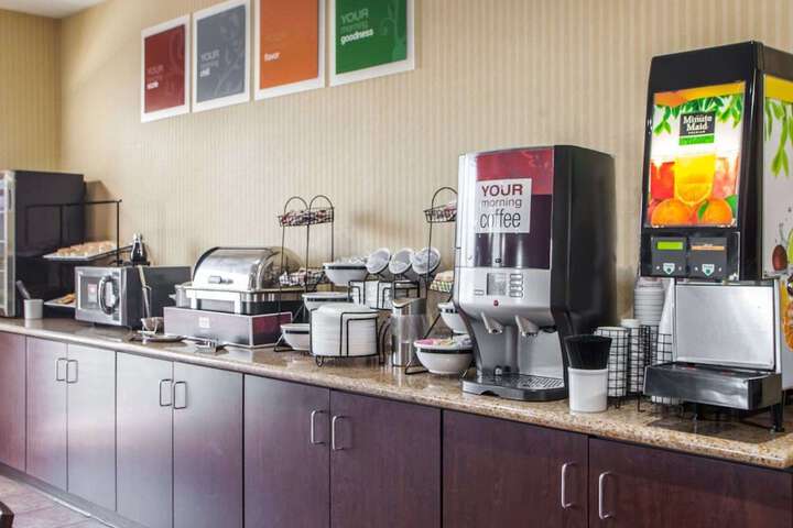 Breakfast/Coffee Service 39 of 43