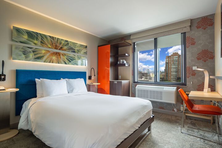 Room 29 of 40