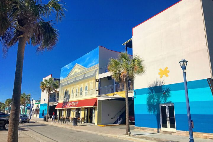 Sea & Breeze Hotel And Condo