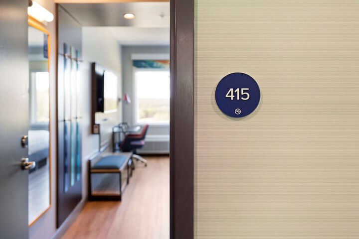 Room 36 of 64