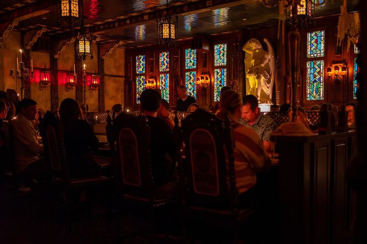 Lafayette Hotel & Club
