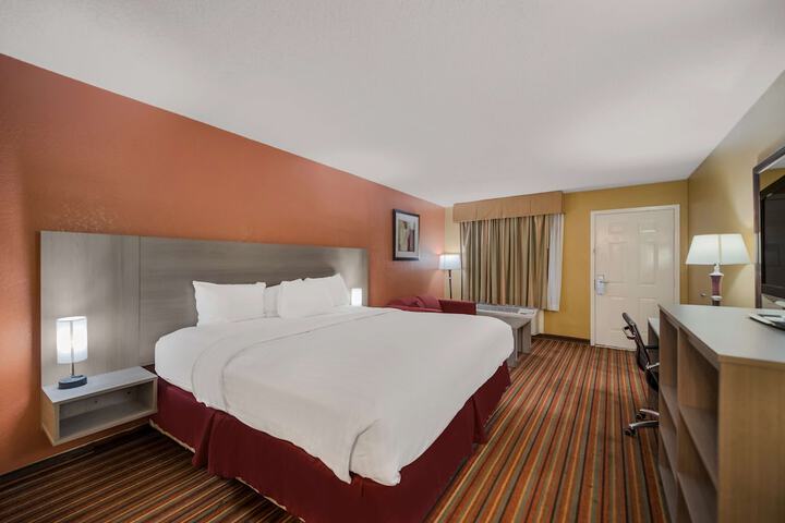 Room 20 of 47