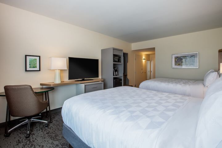 Room 28 of 52