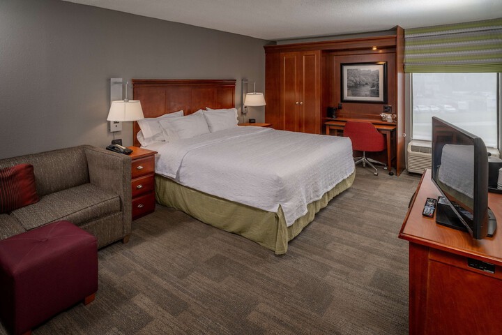 Hampton Inn Charleston-Downtown