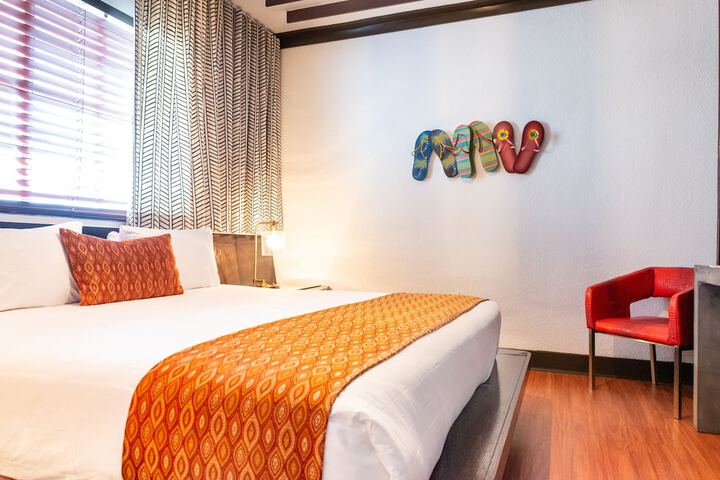 Room 21 of 43