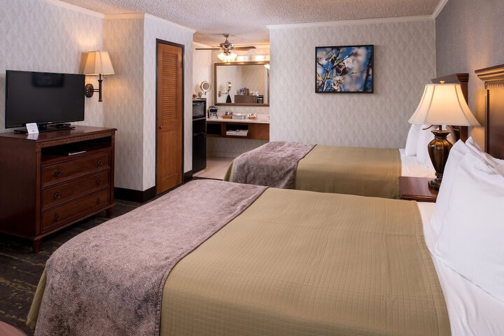 Best Western Plus Black Oak
