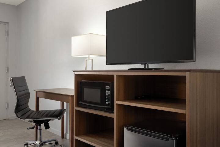 Home Inn & Suites Orlando-Apopka
