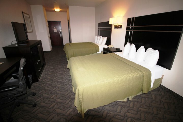 Room 18 of 52