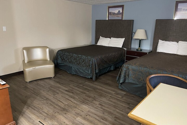 Safari Motel