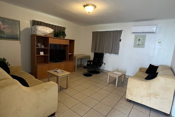 Room 106 of 170