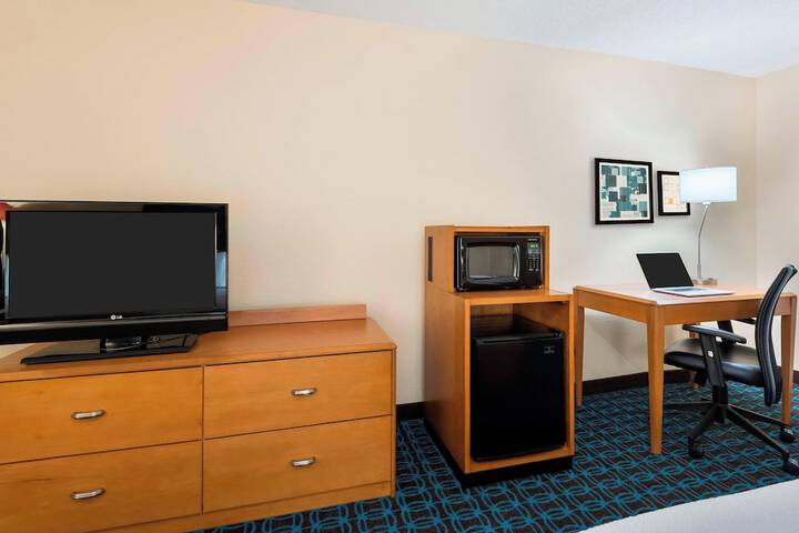 Room 26 of 47