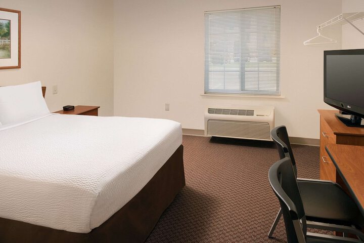 Room 12 of 23