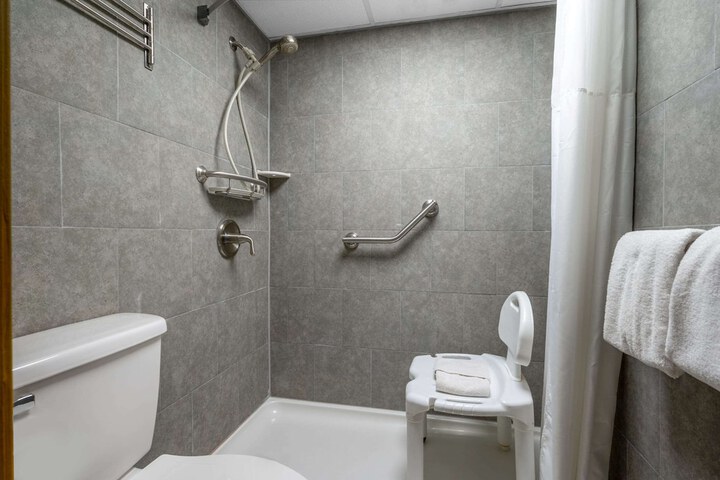 Room 21 of 31