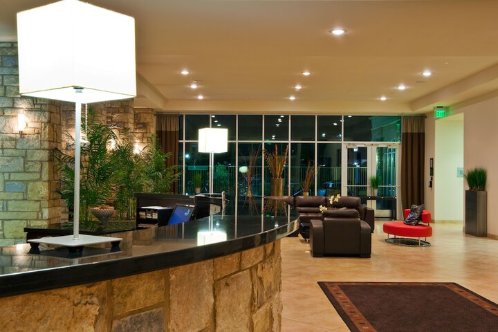 Hotel 2 of 65