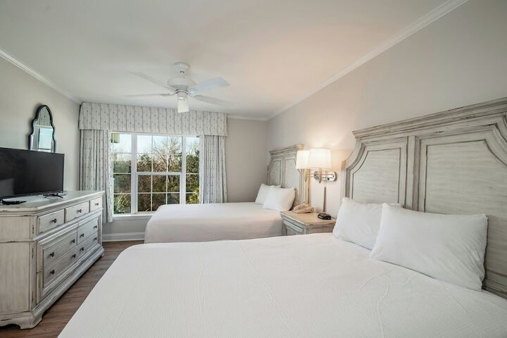 Litchfield Beach & Golf Resort
