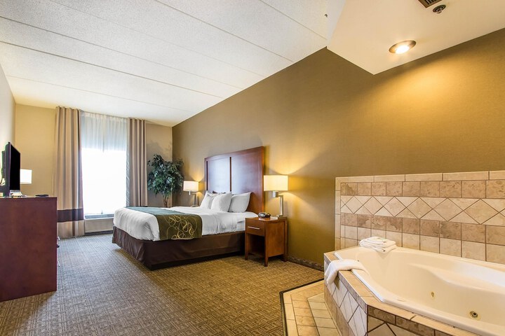 Room 29 of 61