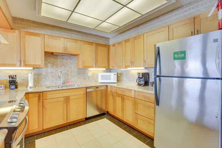 Lincoln City Oceanfront Condo Near Lincoln Beach!
