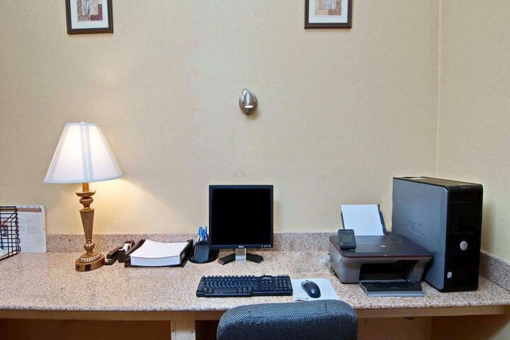 Business Center 50 of 50