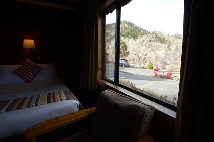 Room 37 of 56