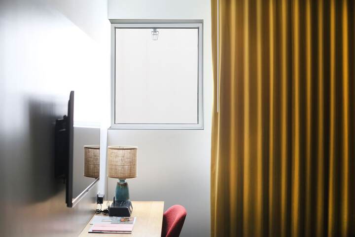 Room 26 of 103