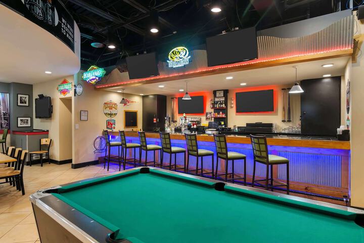 Best Western Plus Kansas City Sports Complex Hotel