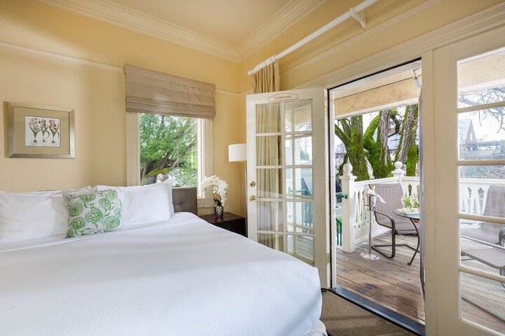 Healdsburg Inn on the Plaza a Four Sisters Inn