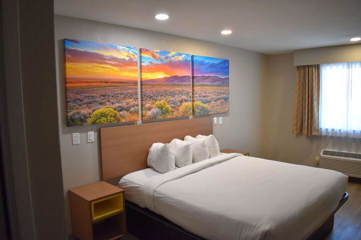 Room 15 of 26
