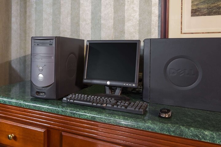 Business Center 16 of 16