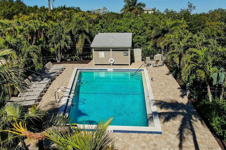 South Seas Gulf Cottage 1106