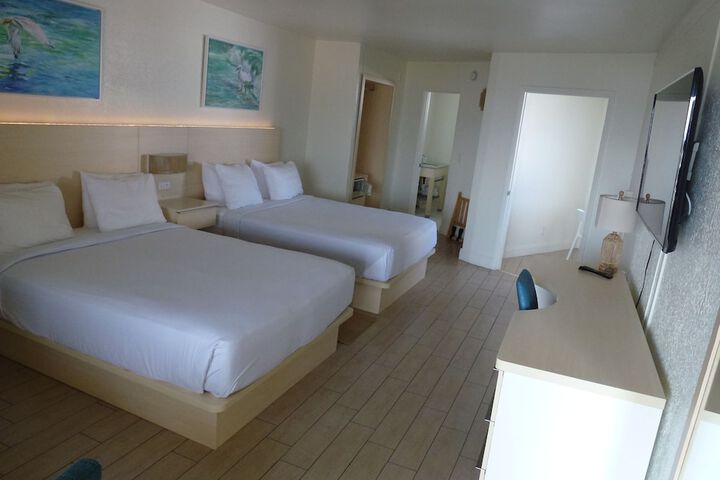 Chateau Mar Beach Resort