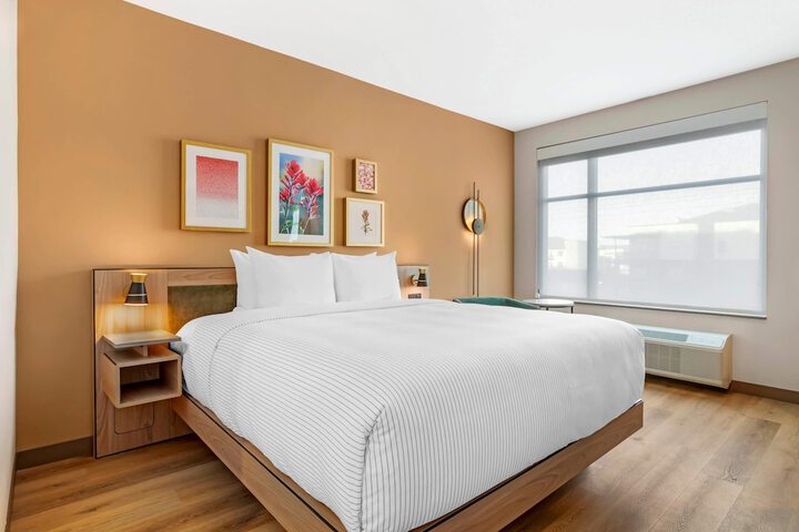 Cambria Hotel Euless - DFW Airport South