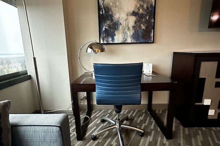 Room 28 of 84