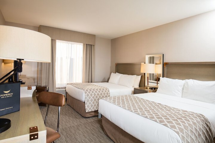 Pomeroy Inn & Suites Prince George