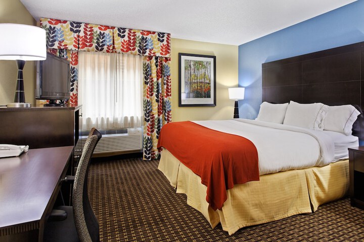 Room 20 of 33