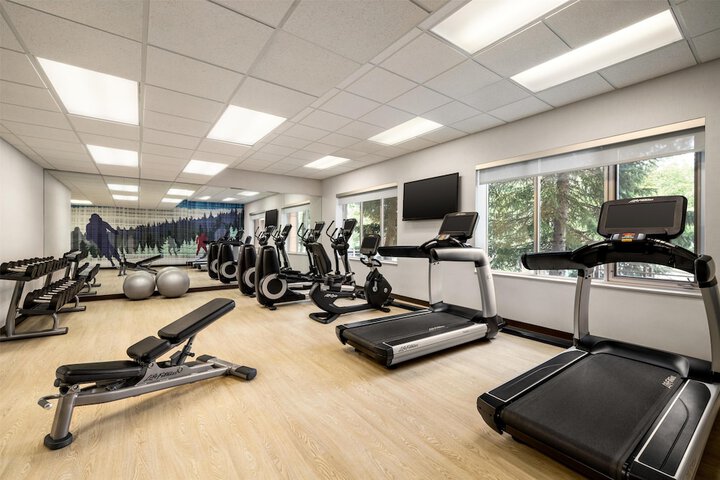 Hyatt Place Keystone / Dillon