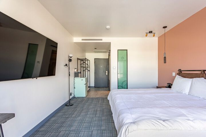 Room 47 of 87