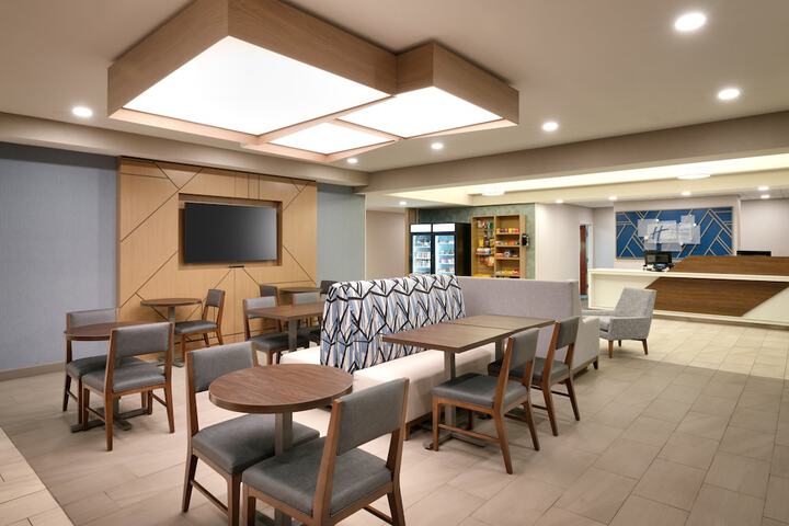 Holiday Inn Express Hotel & Suites Helena by IHG