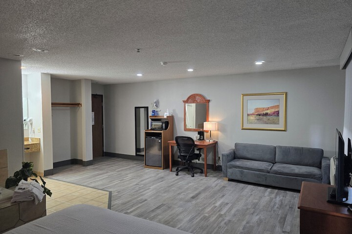 Antelope Inn and Suites