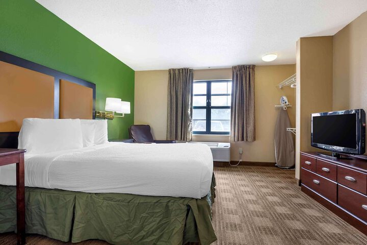 Room 22 of 30
