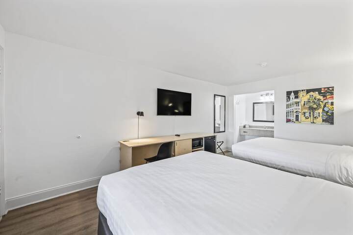Room 18 of 35