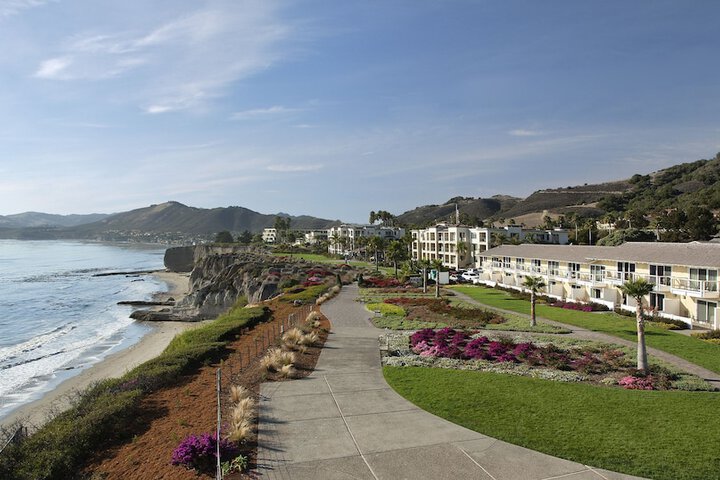 Spyglass Inn