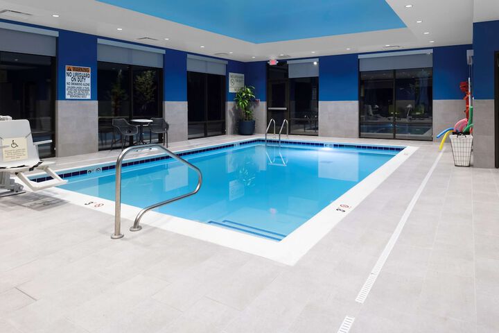 Pool 4 of 25