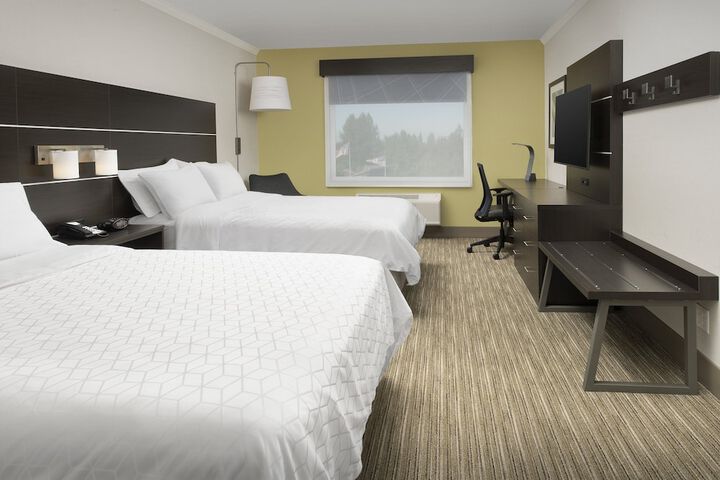 Room 10 of 39