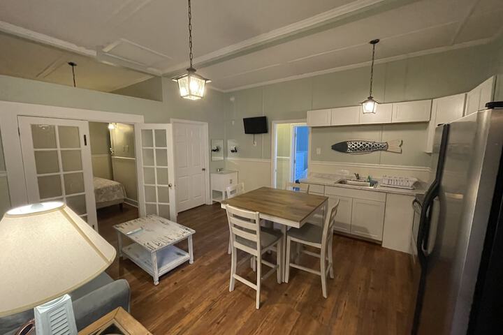 Room 151 of 309