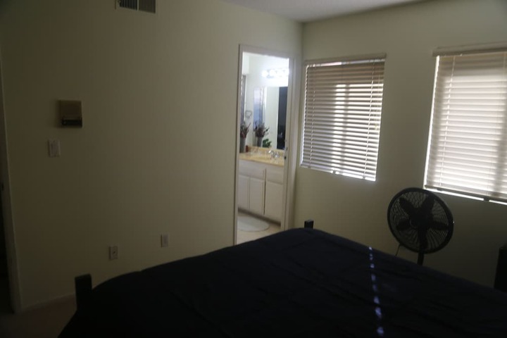 Room 19 of 33