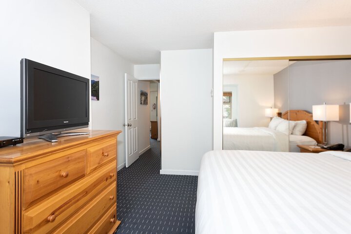 Room 85 of 182