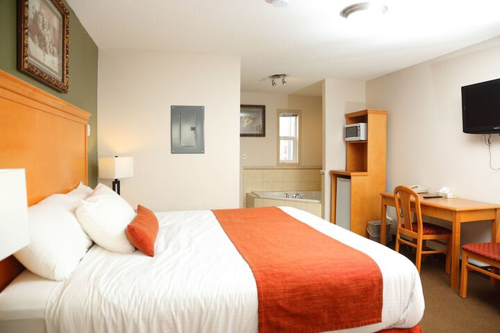 Room 11 of 21