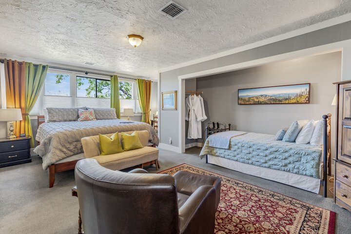 Room 22 of 62